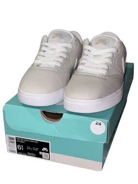 Nike SB Check Canvas (GS) Low Top Sneakers NEW!